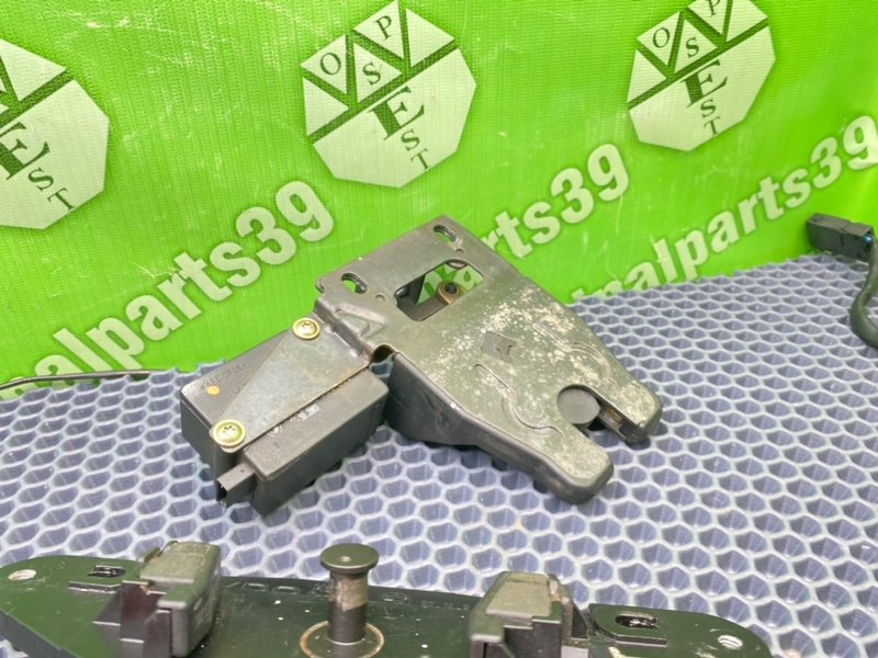 Замок багажника, 2100 рублей, Калининград