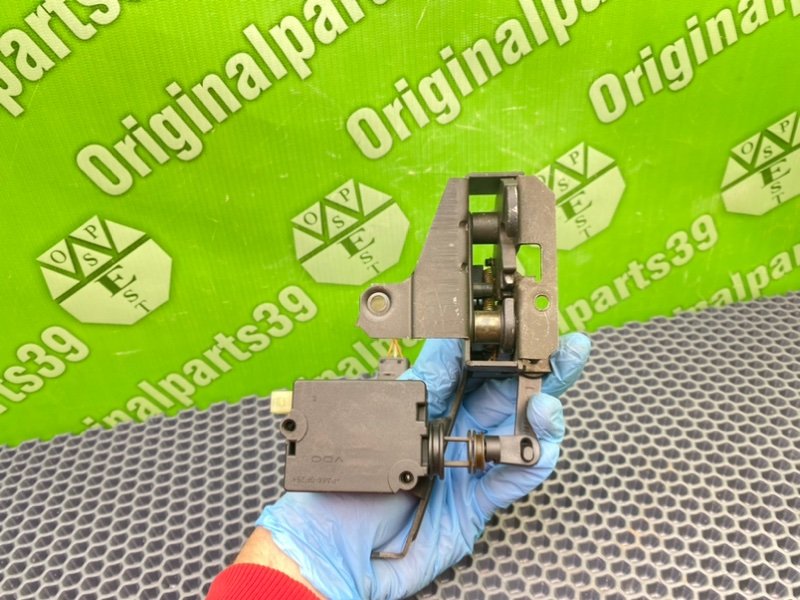 Замок стекла багажника, 1500 рублей, Калининград