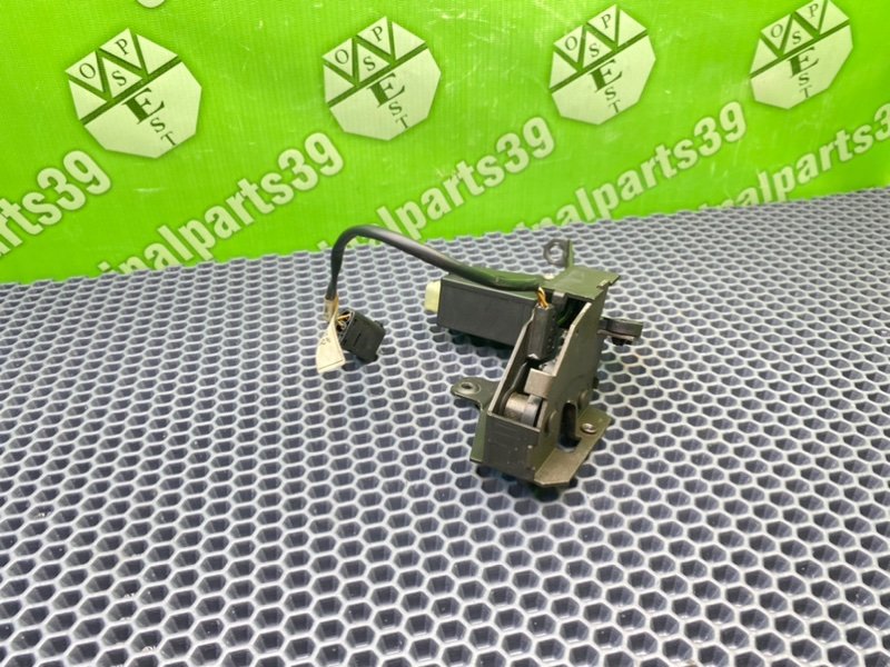 Замок стекла багажника, 1500 рублей, Калининград