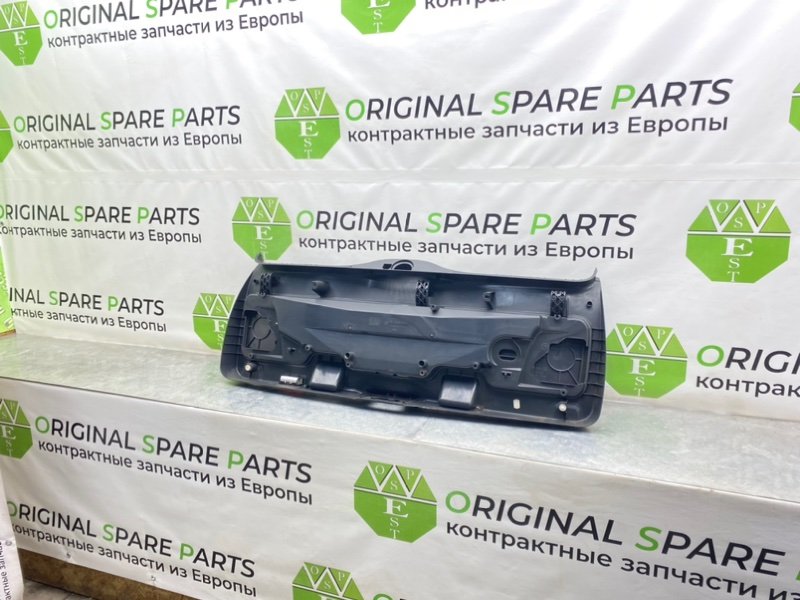 Накладка крышки багажника, 2500 рублей, Калининград