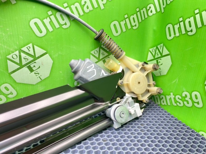 Стеклоподъемник, 2000 рублей, Калининград