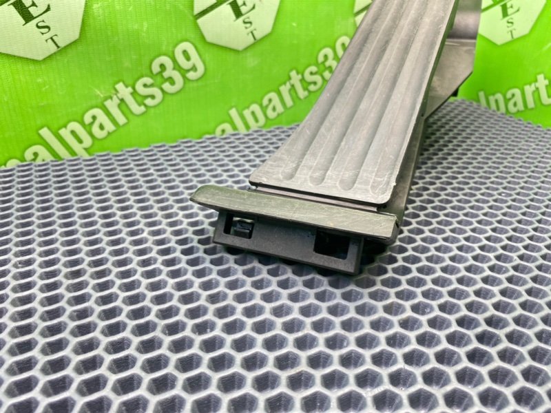 Педаль газа, 2100 рублей, Калининград