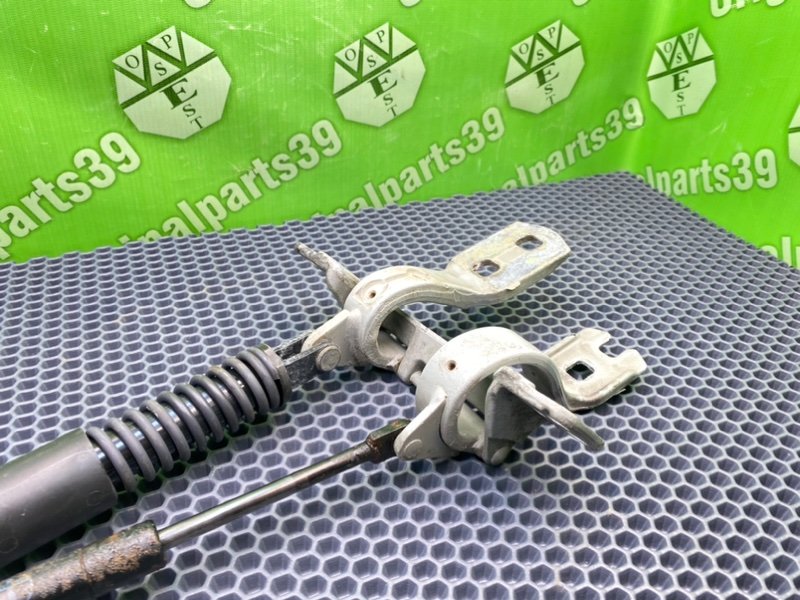 Петли багажника, 3600 рублей, Калининград