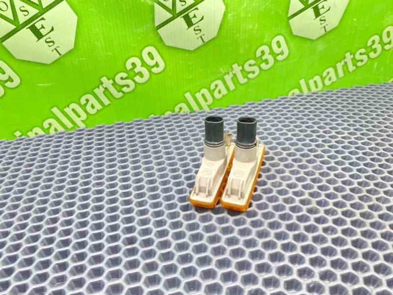 Повторитель поворота, 1000 рублей, Калининград