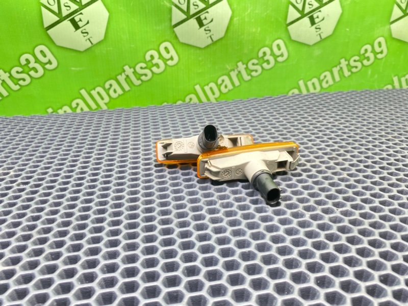 Повторитель поворота, 1000 рублей, Калининград