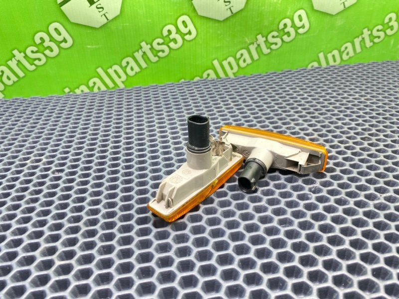 Повторитель поворота, 1000 рублей, Калининград