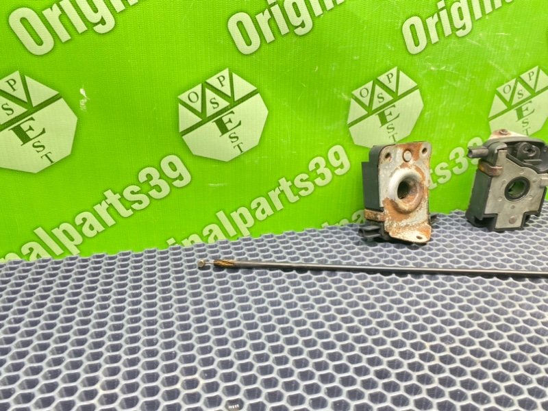 Замки капота, 2300 рублей, Калининград