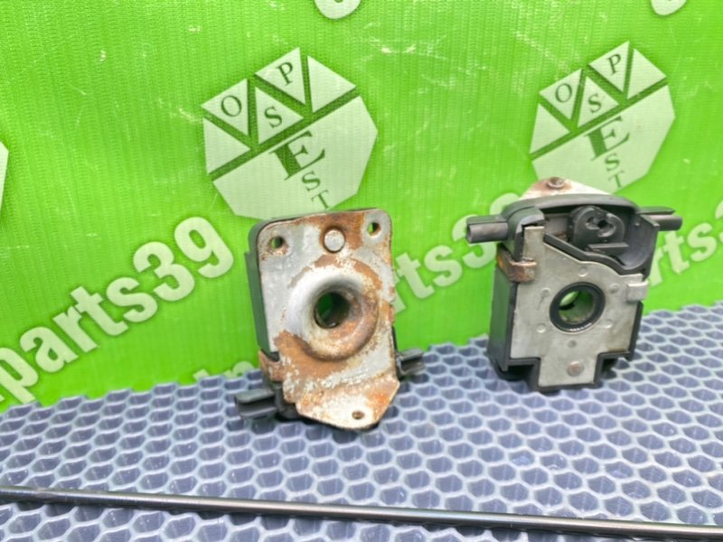 Замки капота, 2300 рублей, Калининград