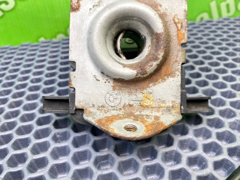 Замки капота, 2300 рублей, Калининград