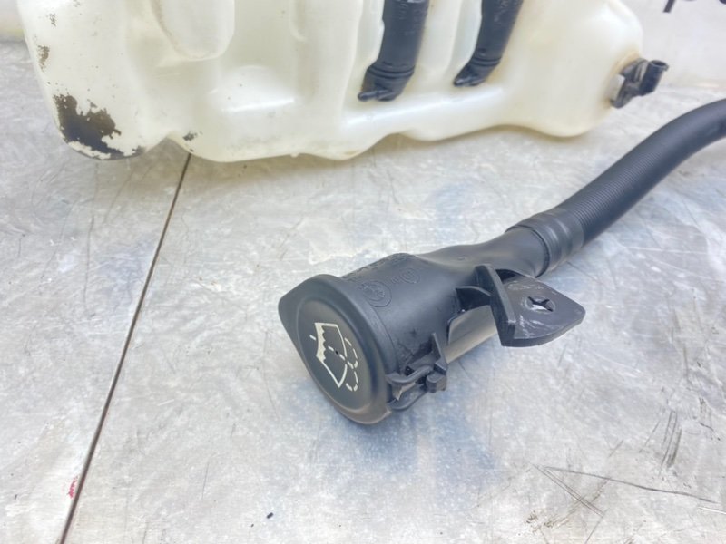 Бачок стеклоомывателя, 2000 рублей, Калининград