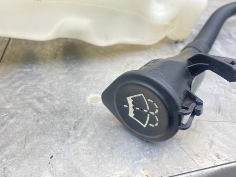 Бачок стеклоомывателя, 2000 рублей, Калининград