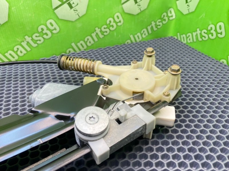 Стеклоподъемник, 2000 рублей, Калининград