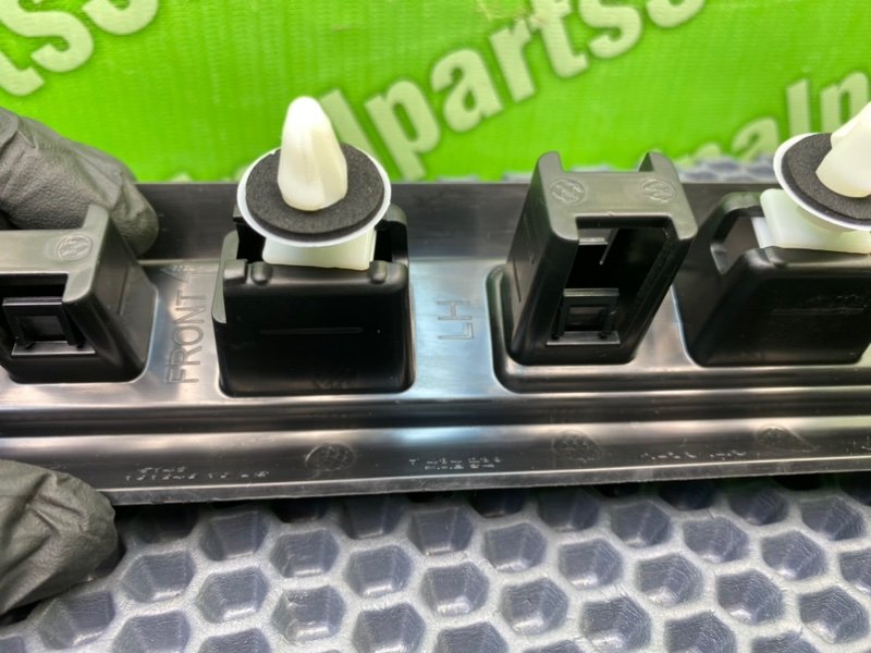 Накладка порога, 6200 рублей, Тверь