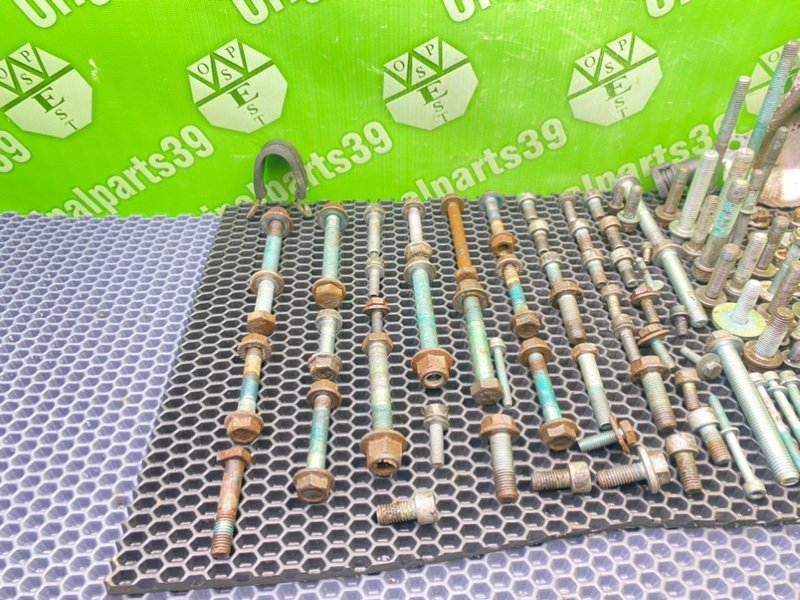 Болты, 2500 рублей, Калининград