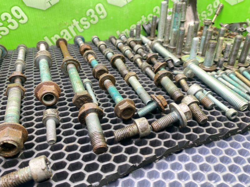 Болты, 2500 рублей, Калининград