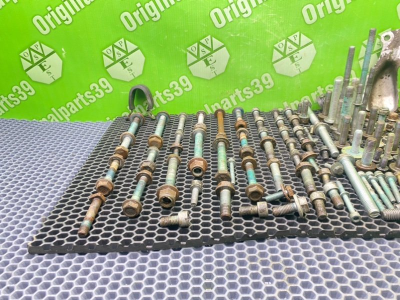 Болты, 2500 рублей, Калининград