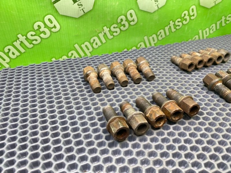 Колесные болты, 2200 рублей, Тверь