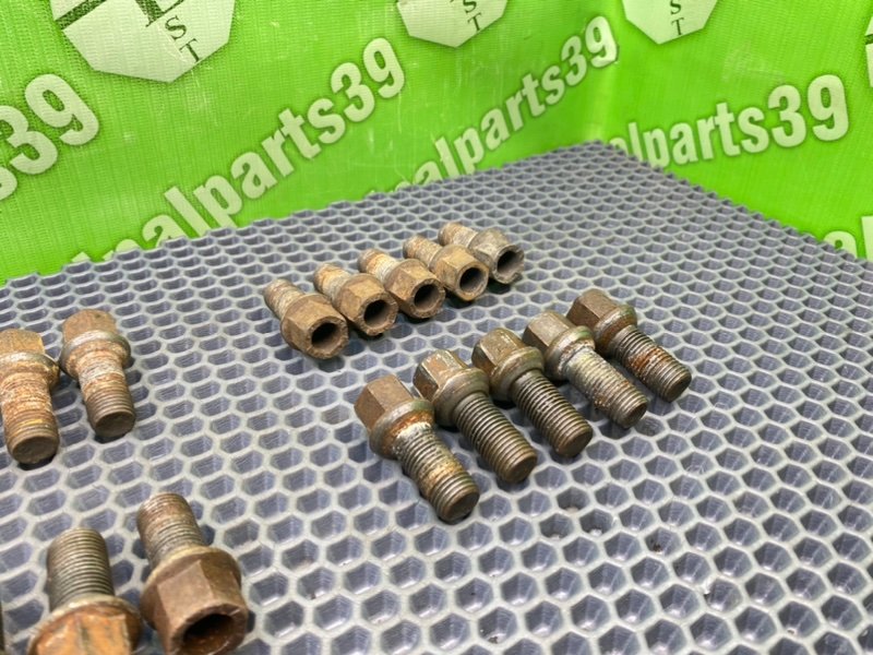 Колесные болты, 2200 рублей, Тверь