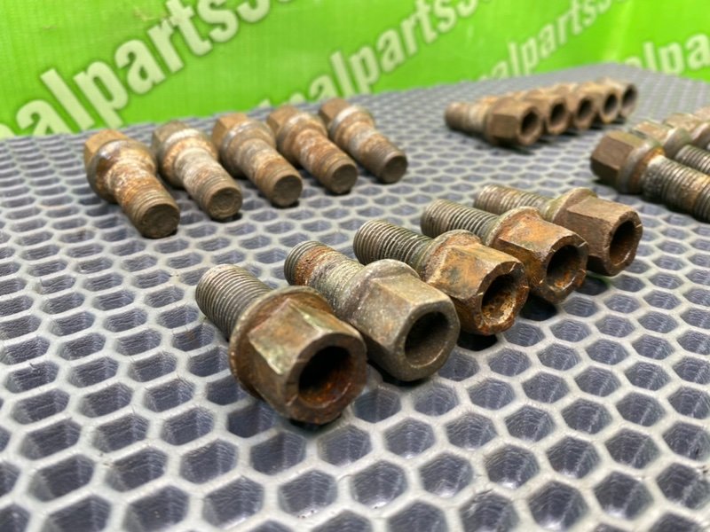 Колесные болты, 2200 рублей, Тверь