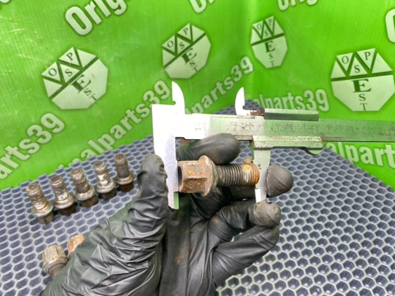 Колесные болты, 2200 рублей, Тверь