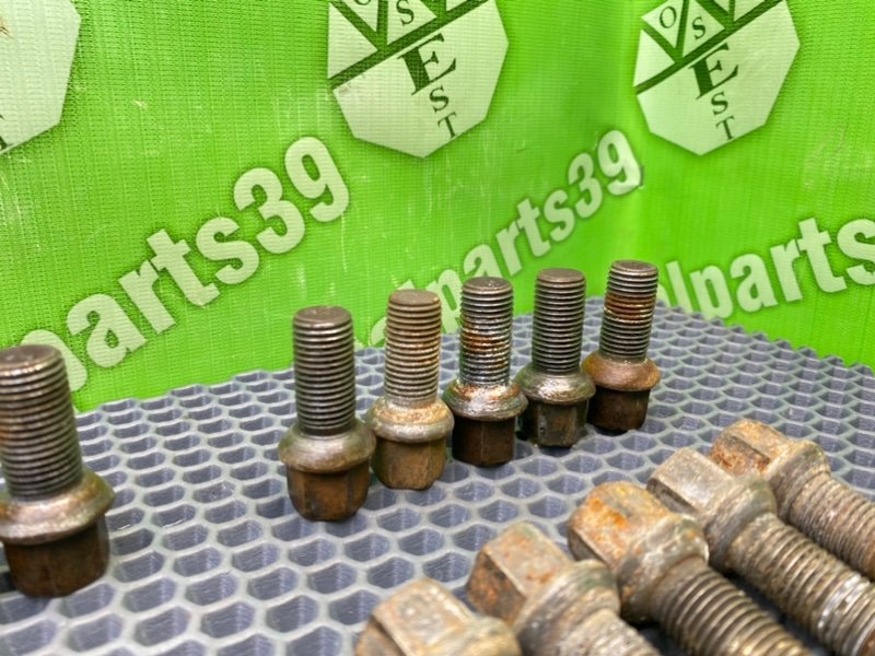 Колесные болты, 2200 рублей, Тверь