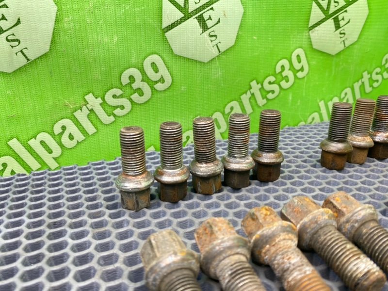 Колесные болты, 2200 рублей, Тверь