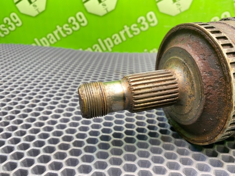 Полуось, 4700 рублей, Калининград