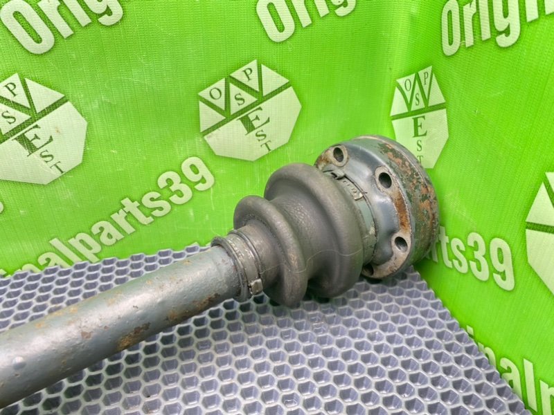 Полуось, 4700 рублей, Калининград