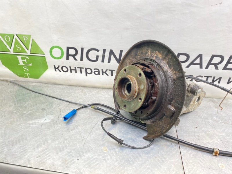 Поворотный кулак, 3900 рублей, Калининград