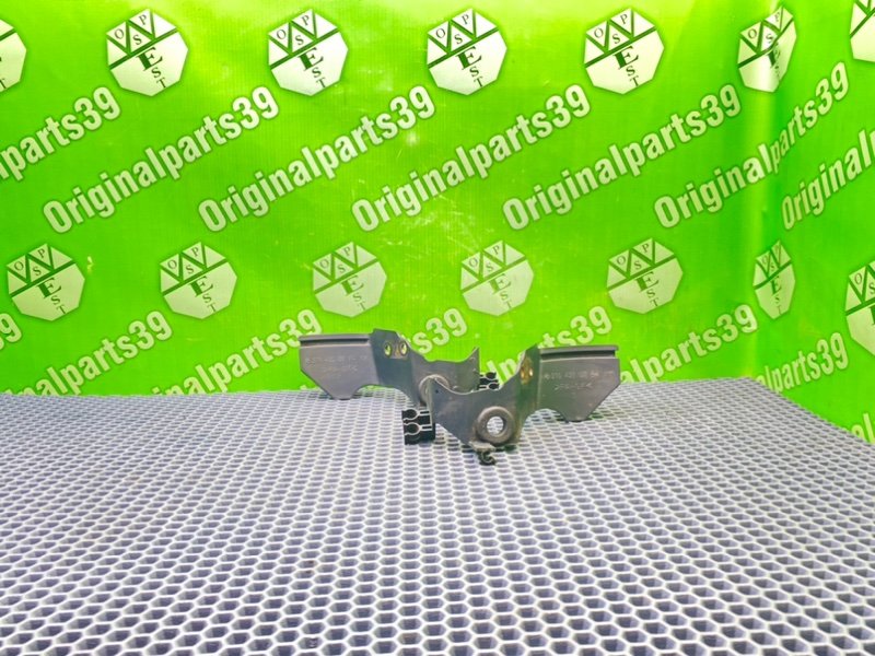 Кронштейны, 1700 рублей, Калининград