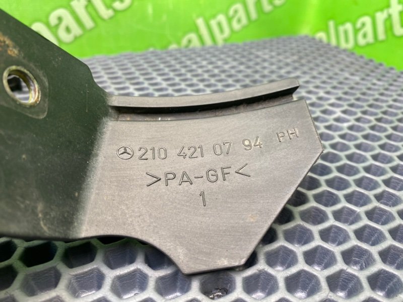 Кронштейны, 1700 рублей, Калининград