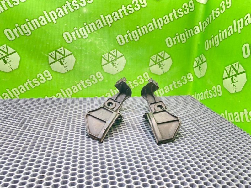 Кронштейны, 1700 рублей, Калининград