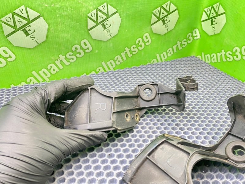 Кронштейны, 1700 рублей, Калининград