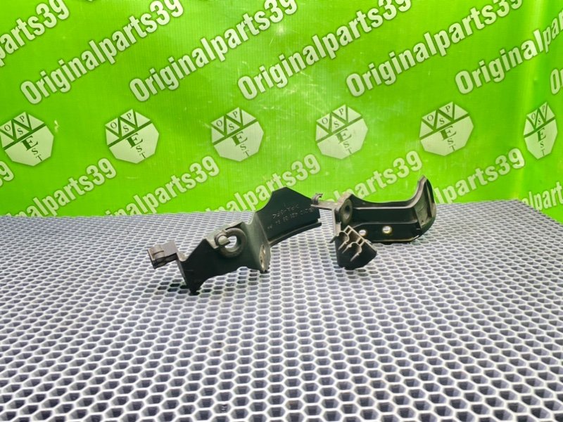 Кронштейны, 1700 рублей, Калининград