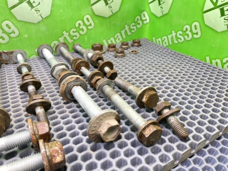 Болты подрамника, 2000 рублей, Калининград