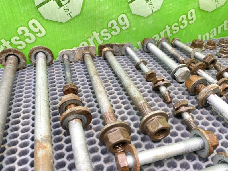 Болты подрамника, 2000 рублей, Калининград