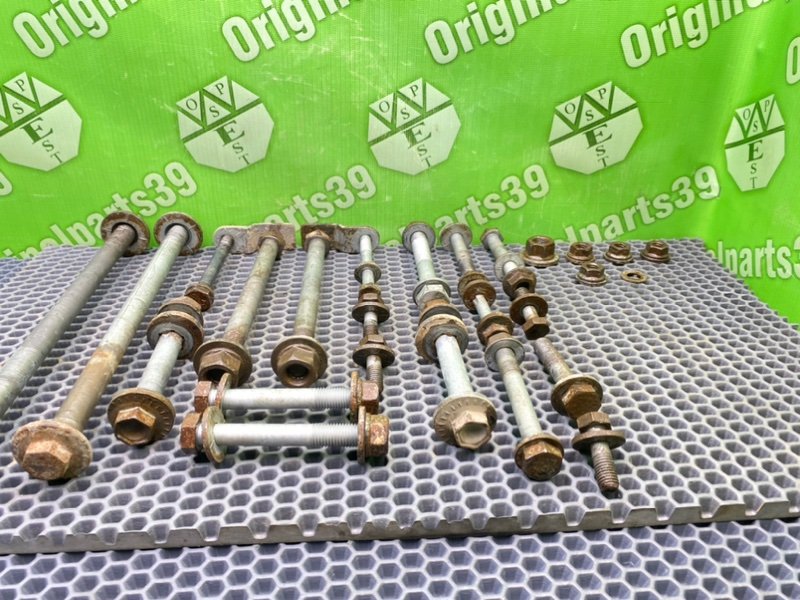 Болты подрамника, 2000 рублей, Калининград