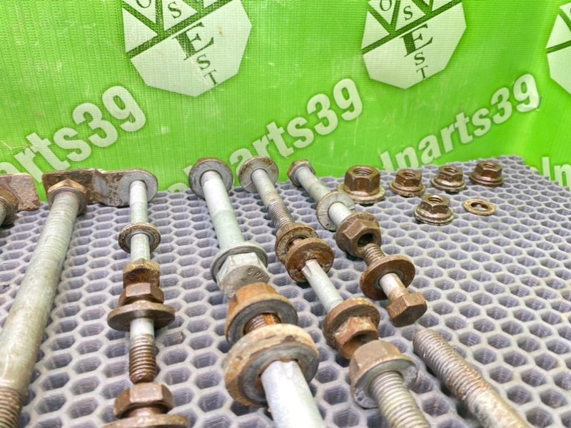 Болты подрамника, 2000 рублей, Калининград