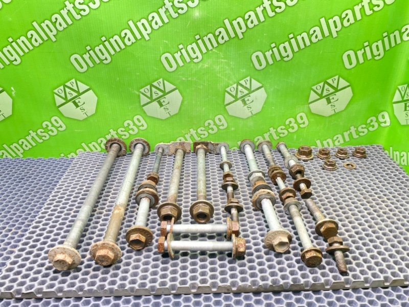 Болты подрамника, 2000 рублей, Калининград