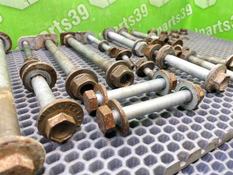 Болты подрамника, 2000 рублей, Калининград