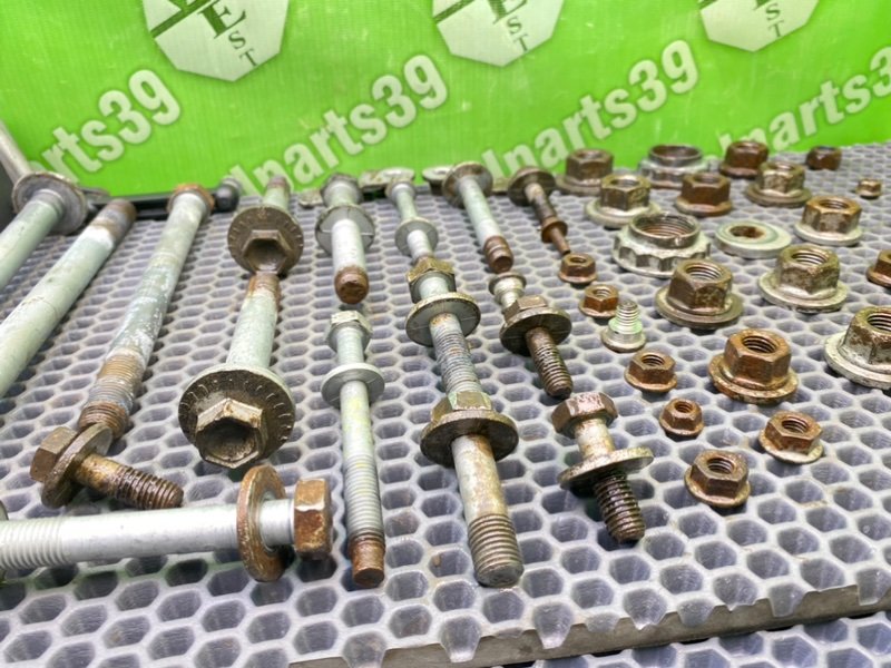 Болты подрамника, 2200 рублей, Калининград