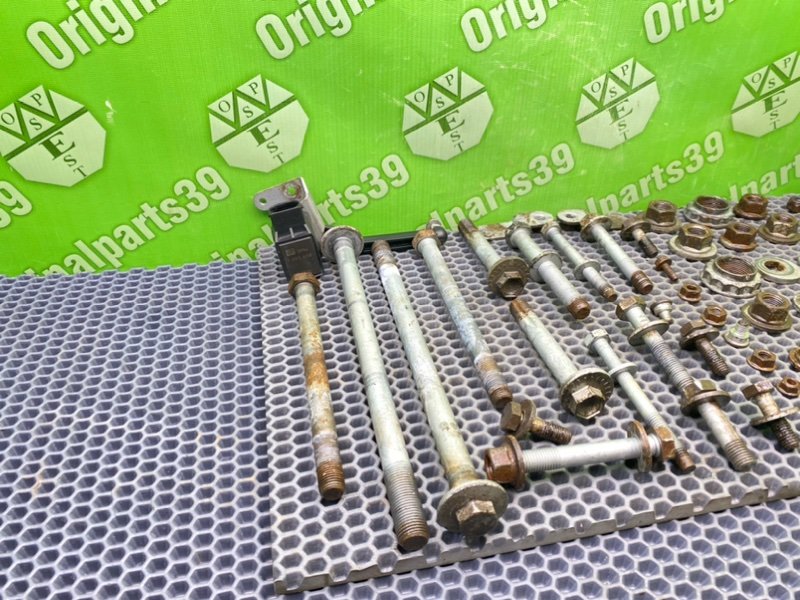 Болты подрамника, 2200 рублей, Калининград