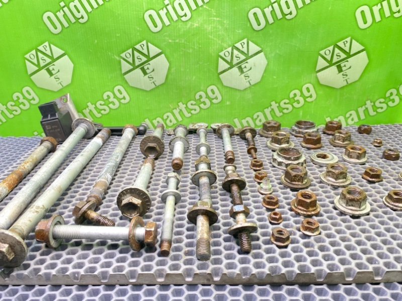 Болты подрамника, 2200 рублей, Калининград