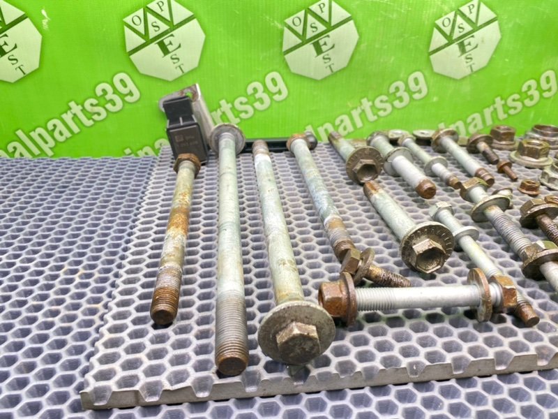 Болты подрамника, 2200 рублей, Калининград
