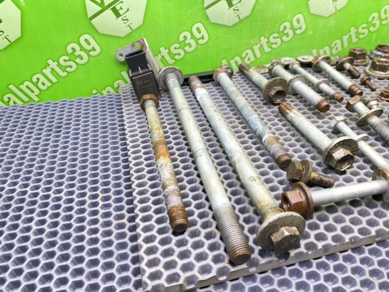 Болты подрамника, 2200 рублей, Калининград