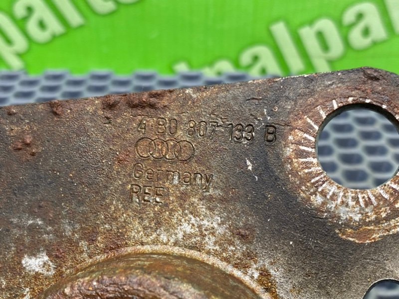 Кронштейн усилителя бампера, 3800 рублей, Калининград