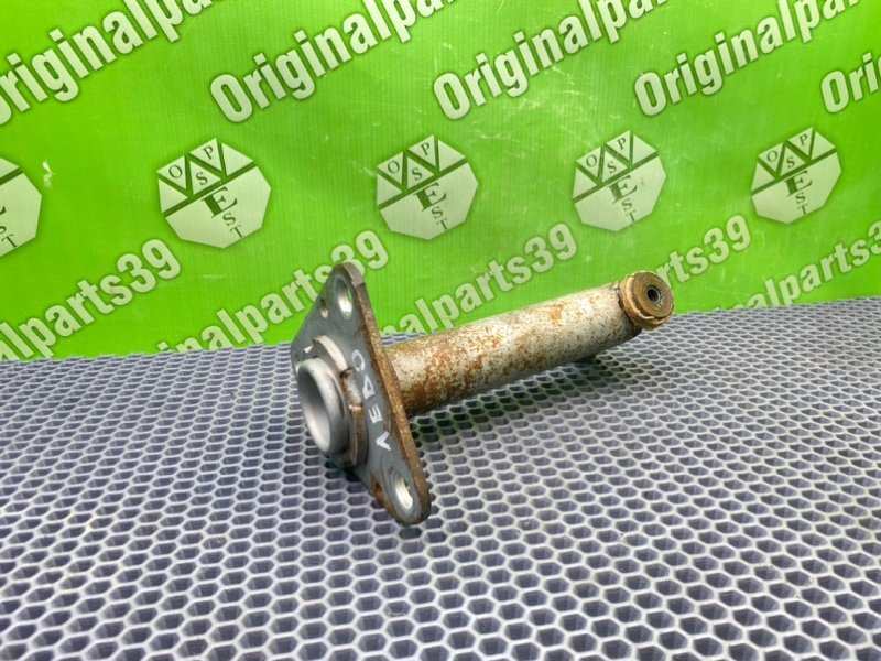 Кронштейн усилителя бампера, 3800 рублей, Калининград