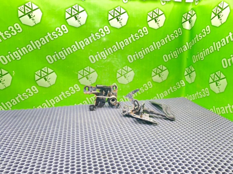 Замок капота, 1600 рублей, Калининград