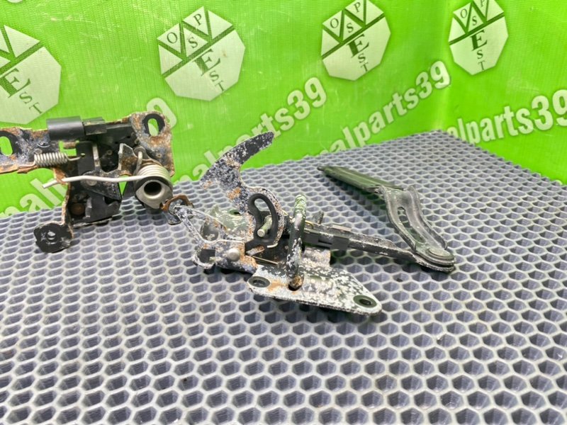 Замок капота, 1600 рублей, Калининград