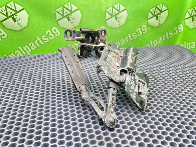 Замок капота, 1600 рублей, Калининград